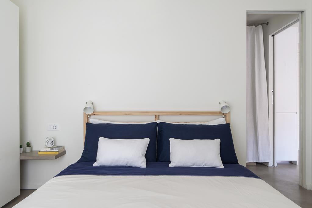 Palermo Flexyrent Apartment Milan Room photo